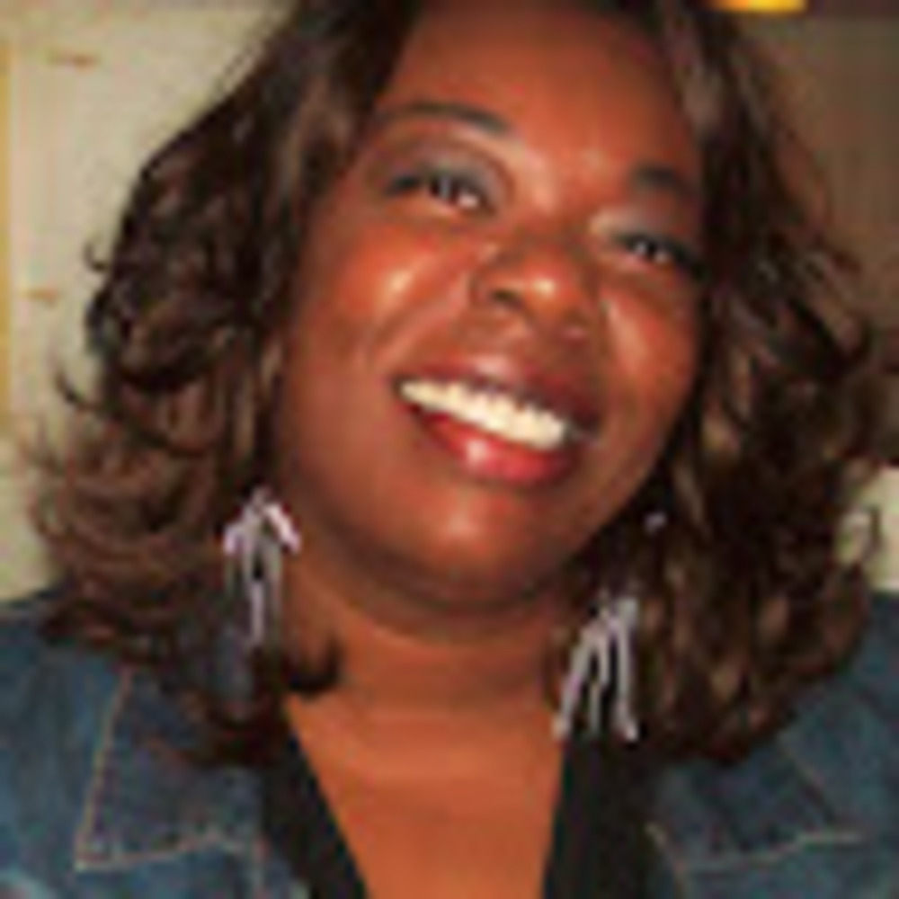 Meet your Posher, Cecelia